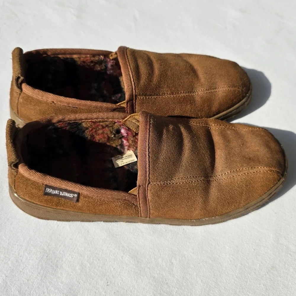 Muk Luks Mens‎ Size 11 Brown Suede Slip On Slipper Shoes Fleece Indoor Outdoor